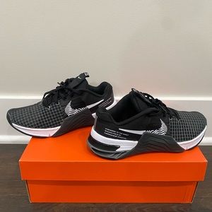 Nike:: Metcon 8 {Size 5.5}
